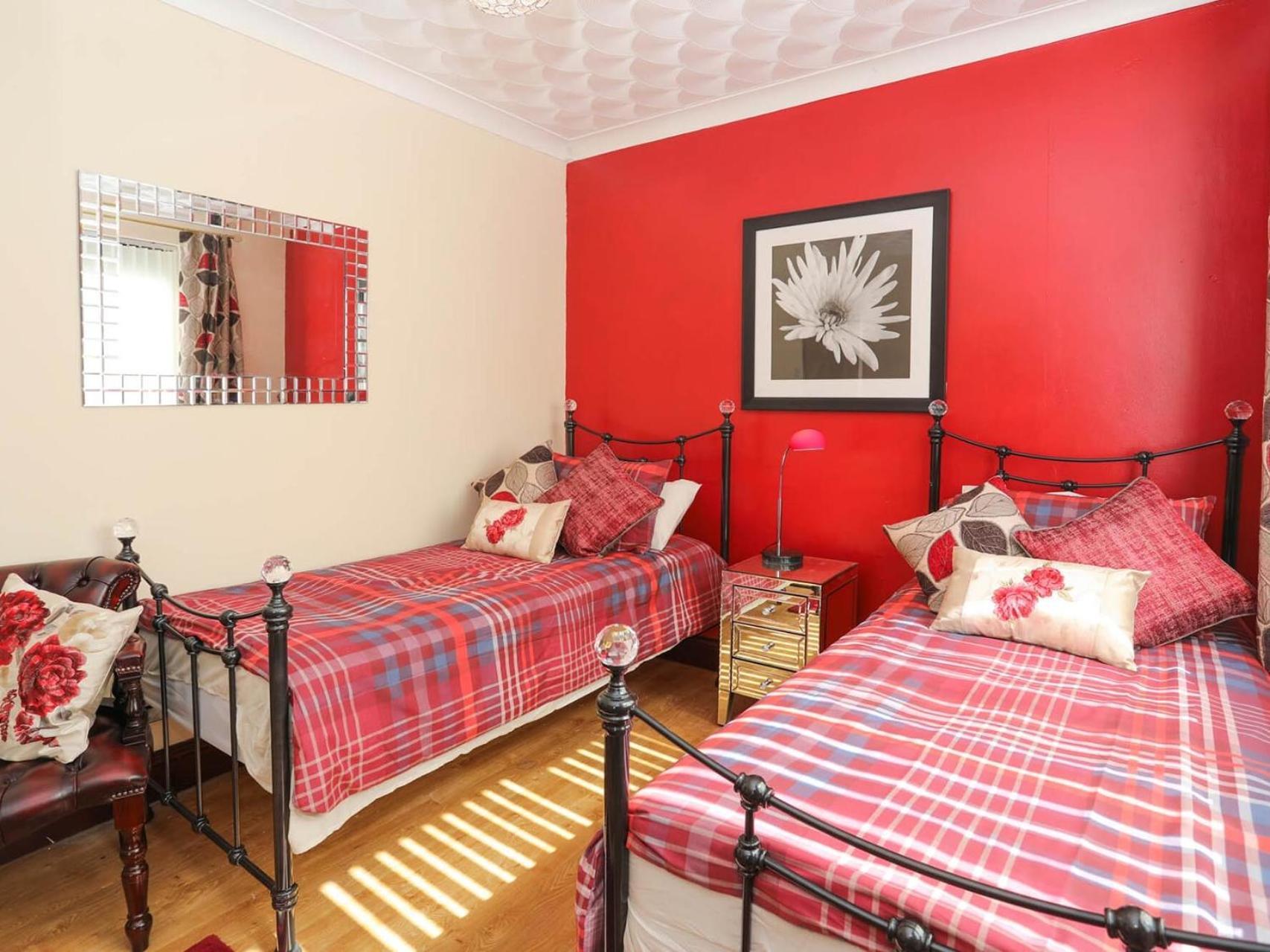 Villa Gwylan Uchaf Y Felinheli Esterno foto