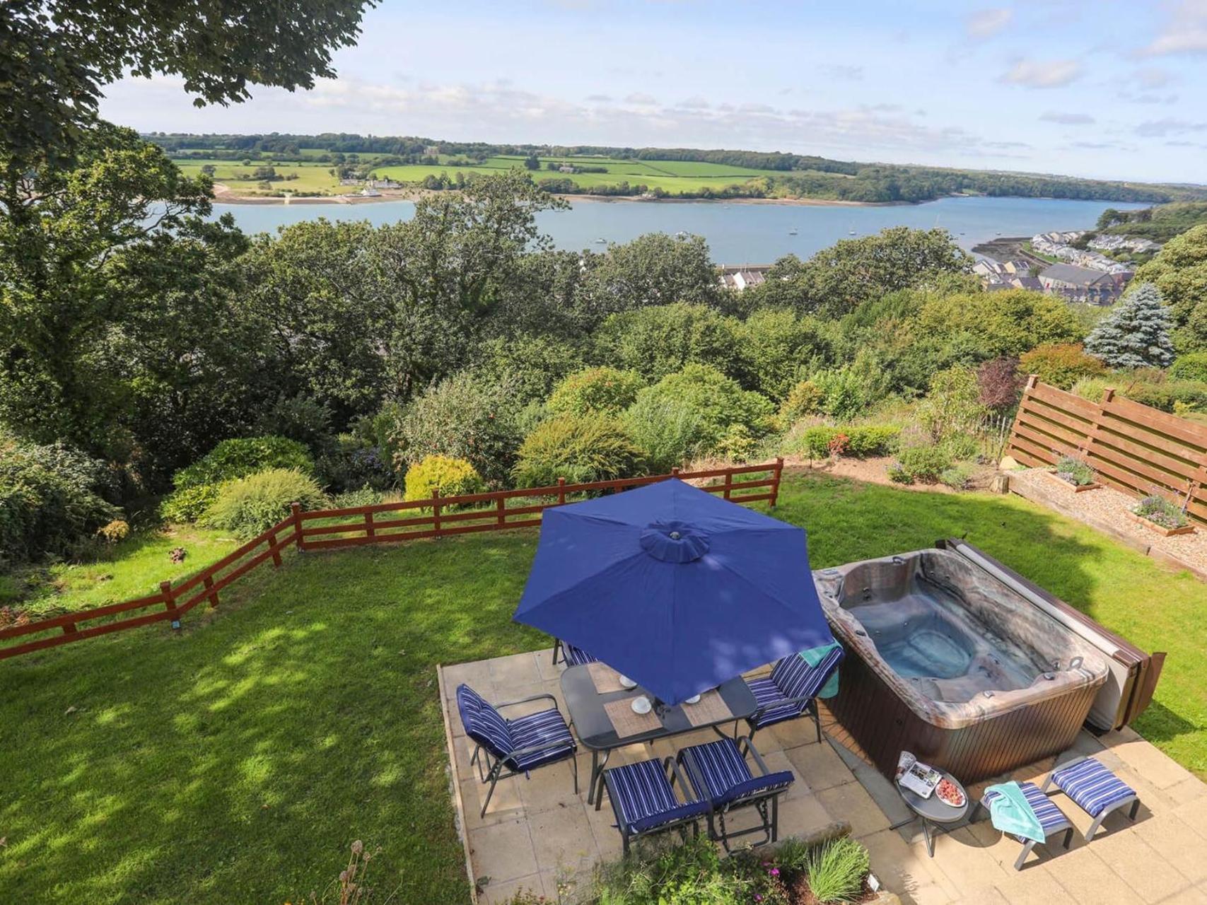 Villa Gwylan Uchaf Y Felinheli Esterno foto