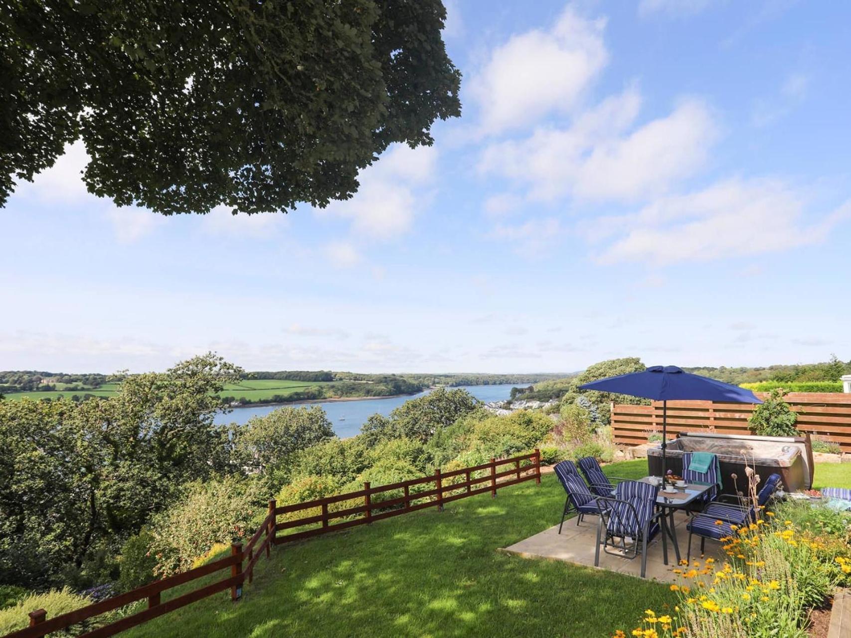 Villa Gwylan Uchaf Y Felinheli Esterno foto
