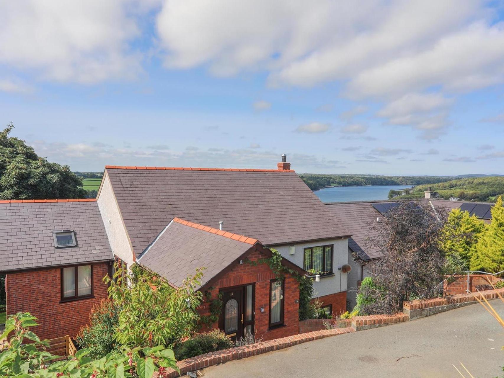 Villa Gwylan Uchaf Y Felinheli Esterno foto